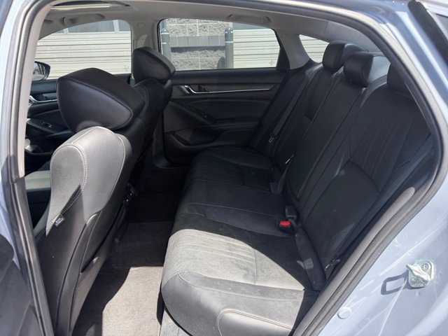 Used 2021 Honda Accord Touring image 16