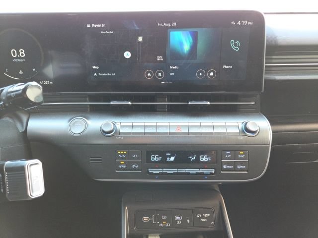 Used 2024 Hyundai Kona SEL w/ Convenience Package FWD image 15