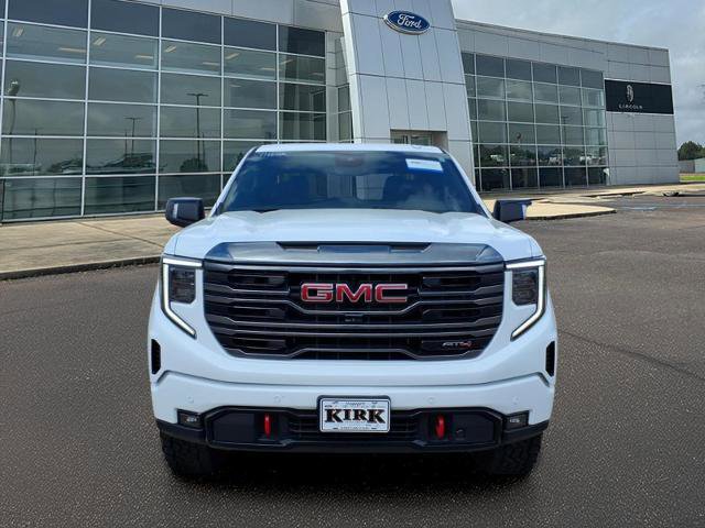 Used 2024 GMC Sierra 1500 AT4 w/ Technology Package image 8
