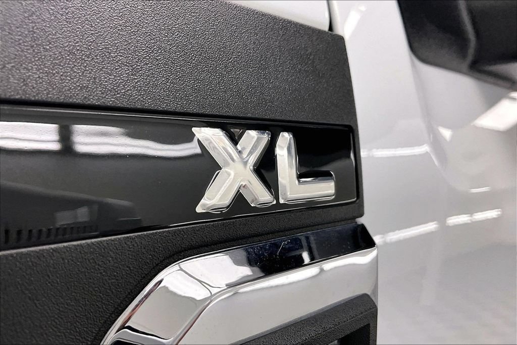 Certified 2026 Ford F350 XL AWD/4WD image 8