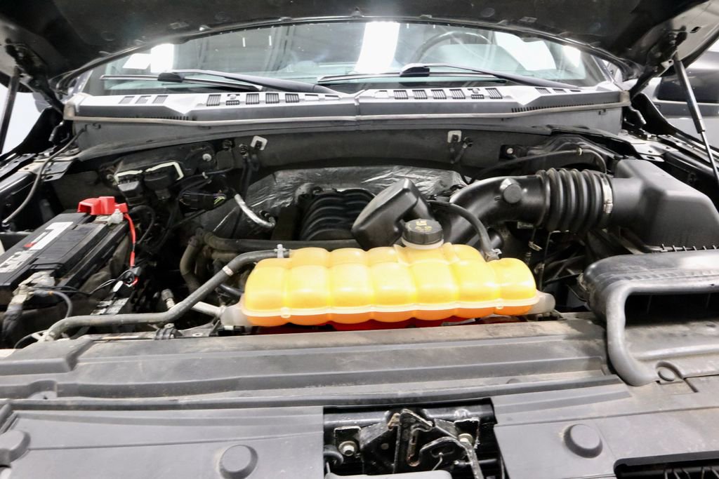 Certified 2017 Ford F150 Lariat w/ Equipment Group 502A Luxury image 15