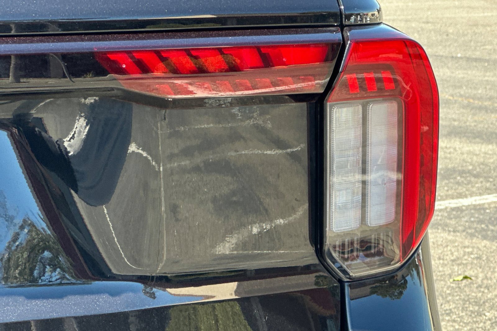 Certified 2025 Ford Explorer ST AWD/4WD image 54