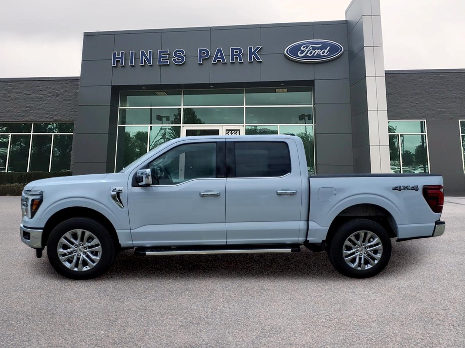 Certified 2025 Ford F150 Lariat w/ Equipment Group 501A Mid AWD/4WD image 4