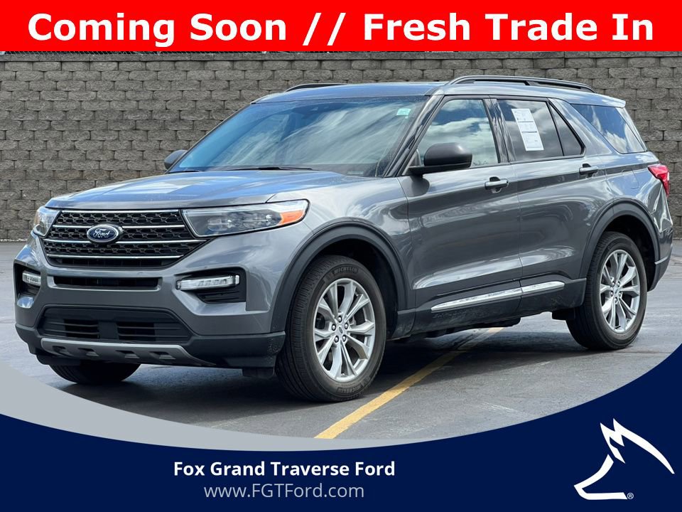 Certified 2023 Ford Explorer XLT w/ Equipment Group 202A AWD/4WD image 1