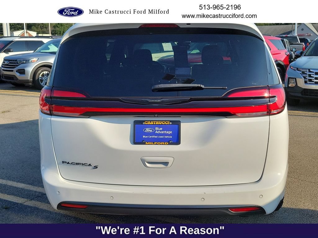 Used 2021 Chrysler Pacifica Touring w/ S Appearance Package FWD image 5