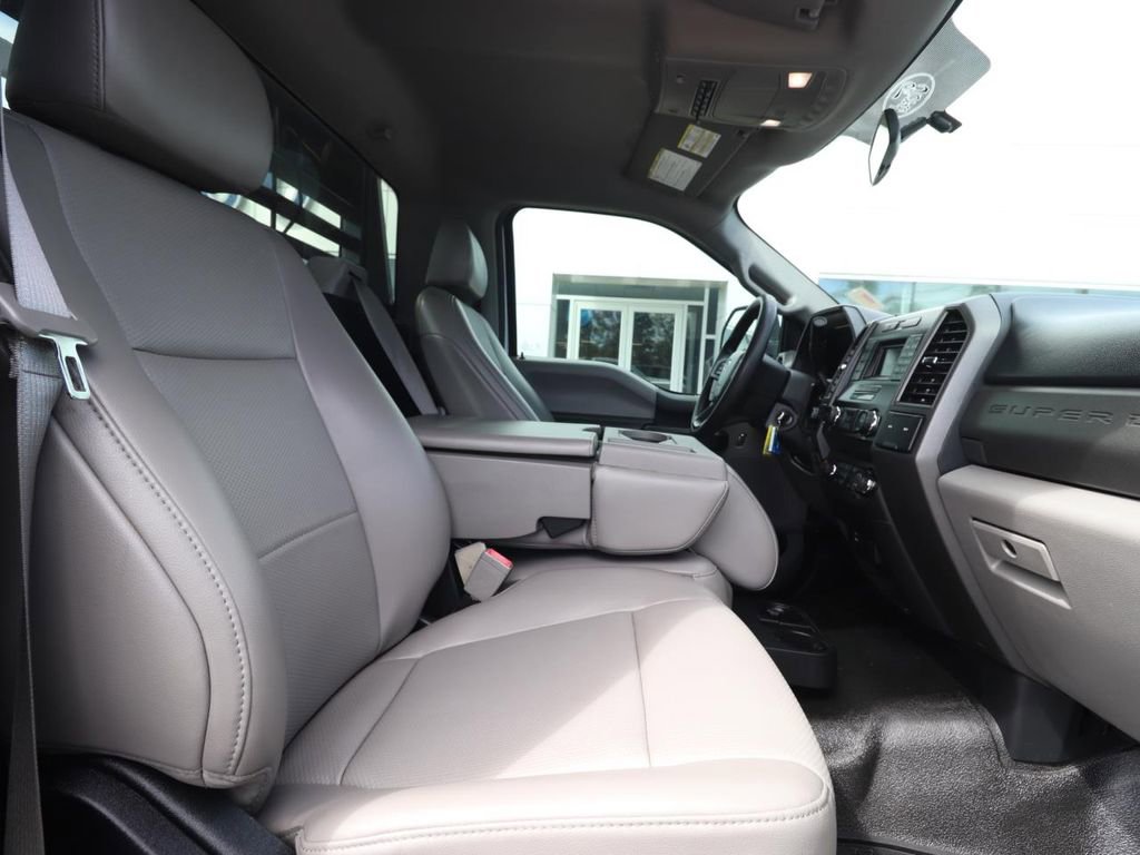 Certified 2019 Ford F450 XL w/ XL Value Package image 6
