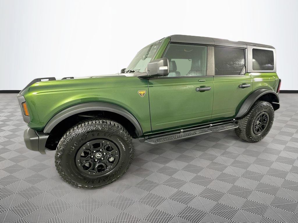 Certified 2022 Ford Bronco Badlands w/ Sasquatch Package AWD/4WD image 4