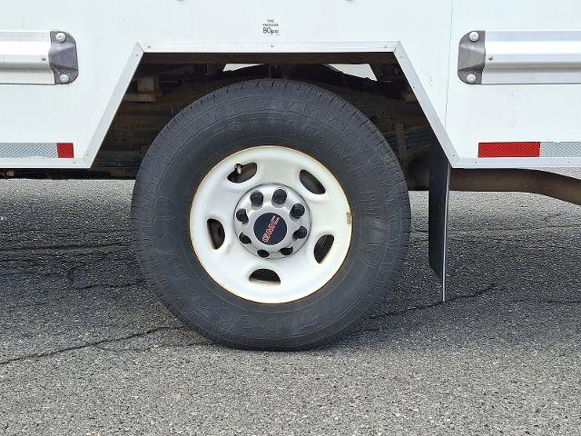 Used 2021 GMC Savana 3500 w/ Power Convenience Package RWD image 8