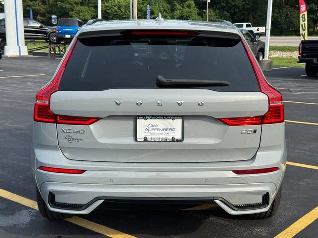Used 2024 Volvo XC60 B5 Plus AWD/4WD image 4