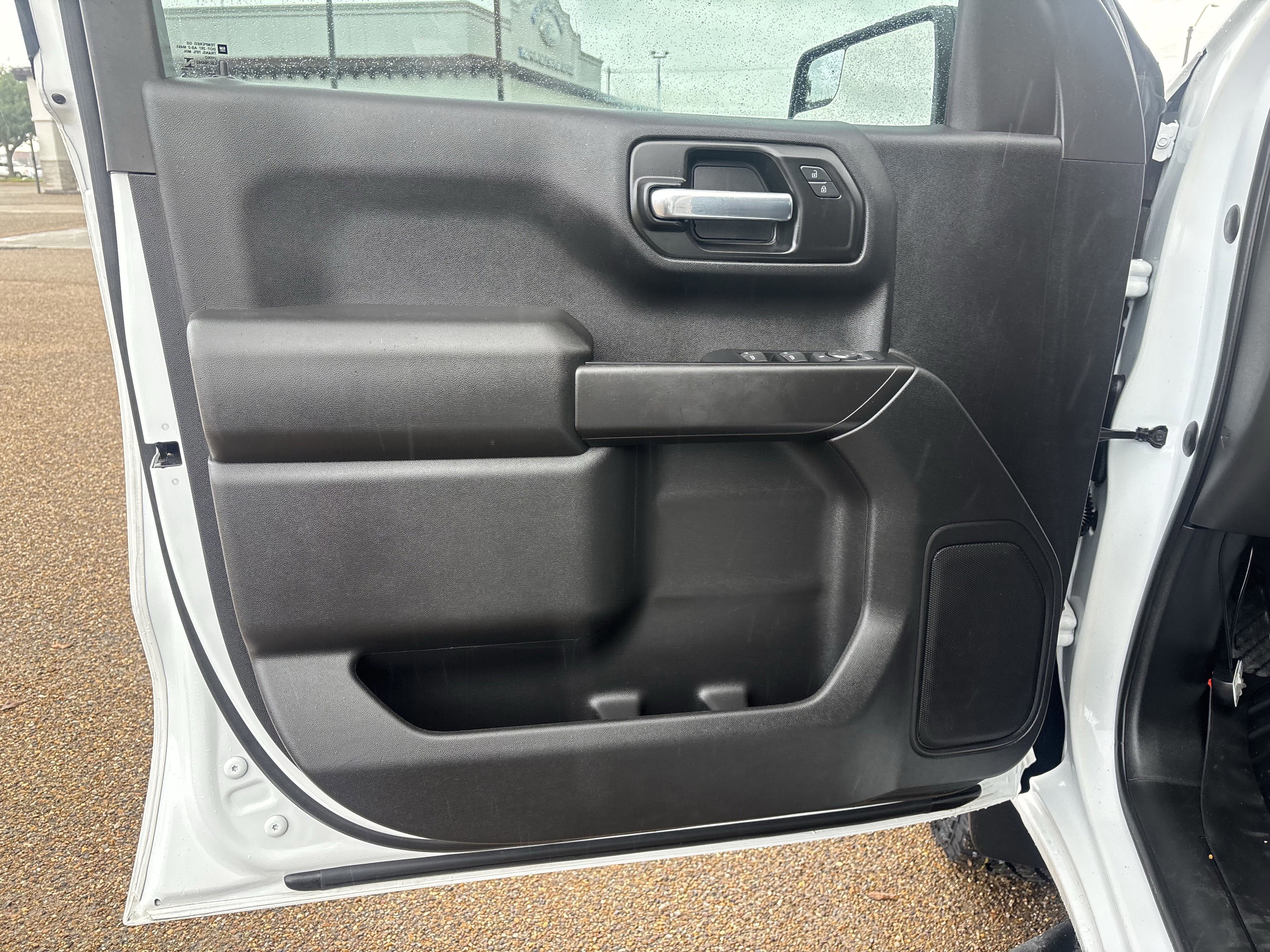 Used 2022 Chevrolet Silverado 1500 Custom Trail Boss w/ LPO, Dark Essentials Package image 9