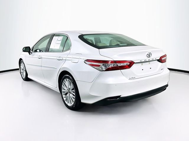 Used 2018 Toyota Camry L image 6
