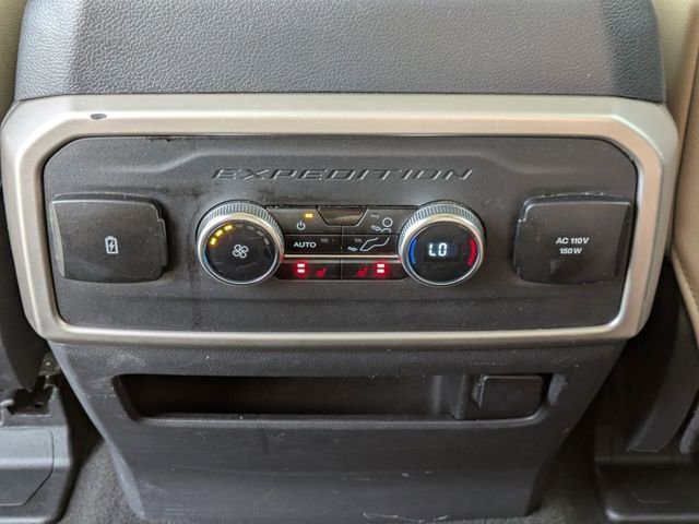 Certified 2024 Ford Expedition Max Limited AWD/4WD image 3