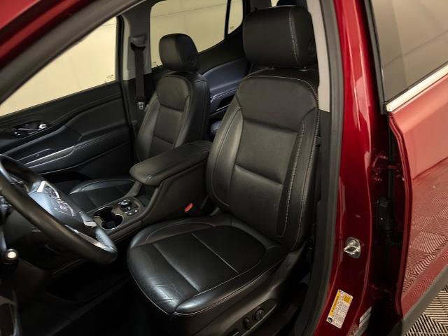 Used 2023 GMC Acadia SLT image 17