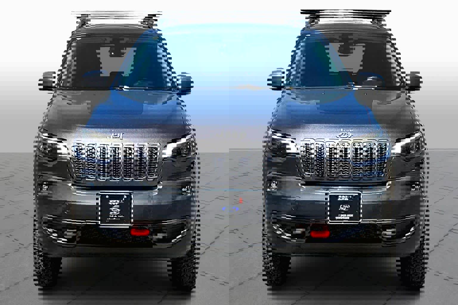 Used 2019 Jeep Cherokee Trailhawk w/ Comfort/Convenience Group AWD/4WD image 8