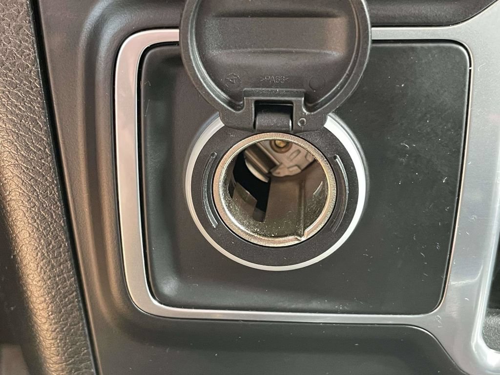 Used 2018 Jeep Wrangler Unlimited Sport AWD/4WD image 21