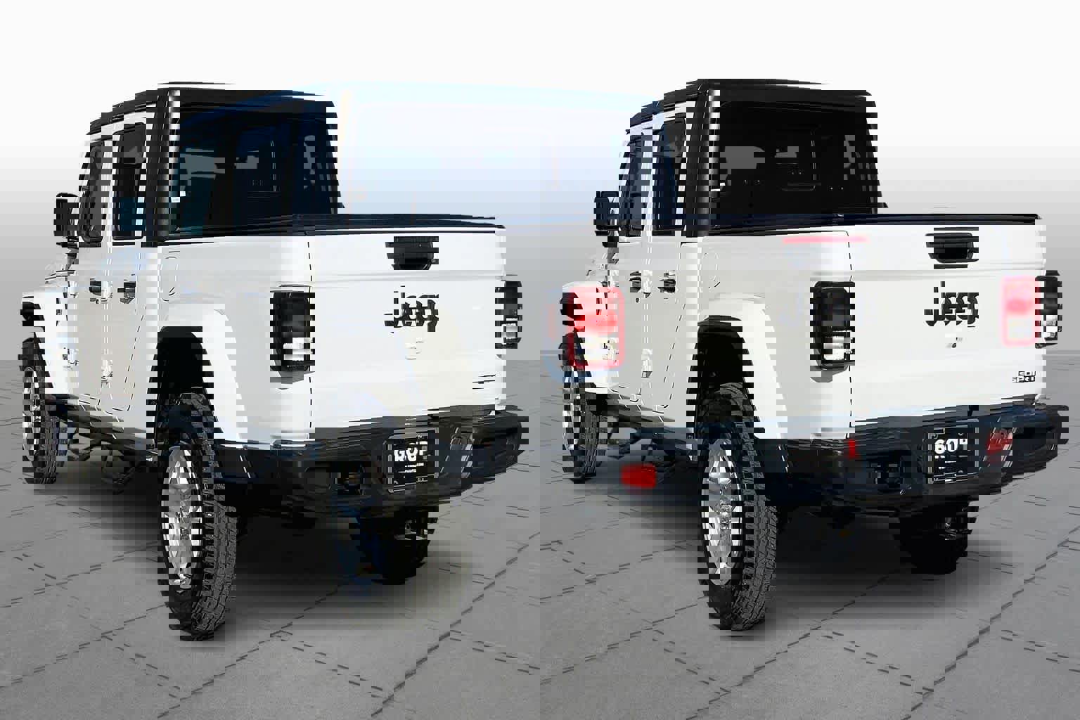 Used 2021 Jeep Gladiator Sport image 4