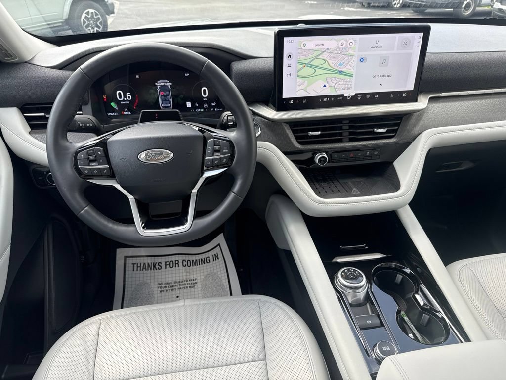 Certified 2025 Ford Explorer Platinum w/ Ultimate Package AWD/4WD image 12