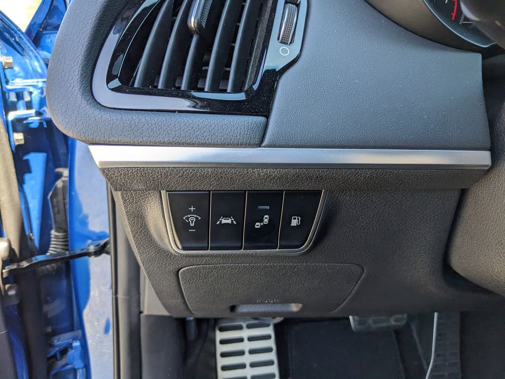 Used 2020 Kia Stinger GT1 image 28