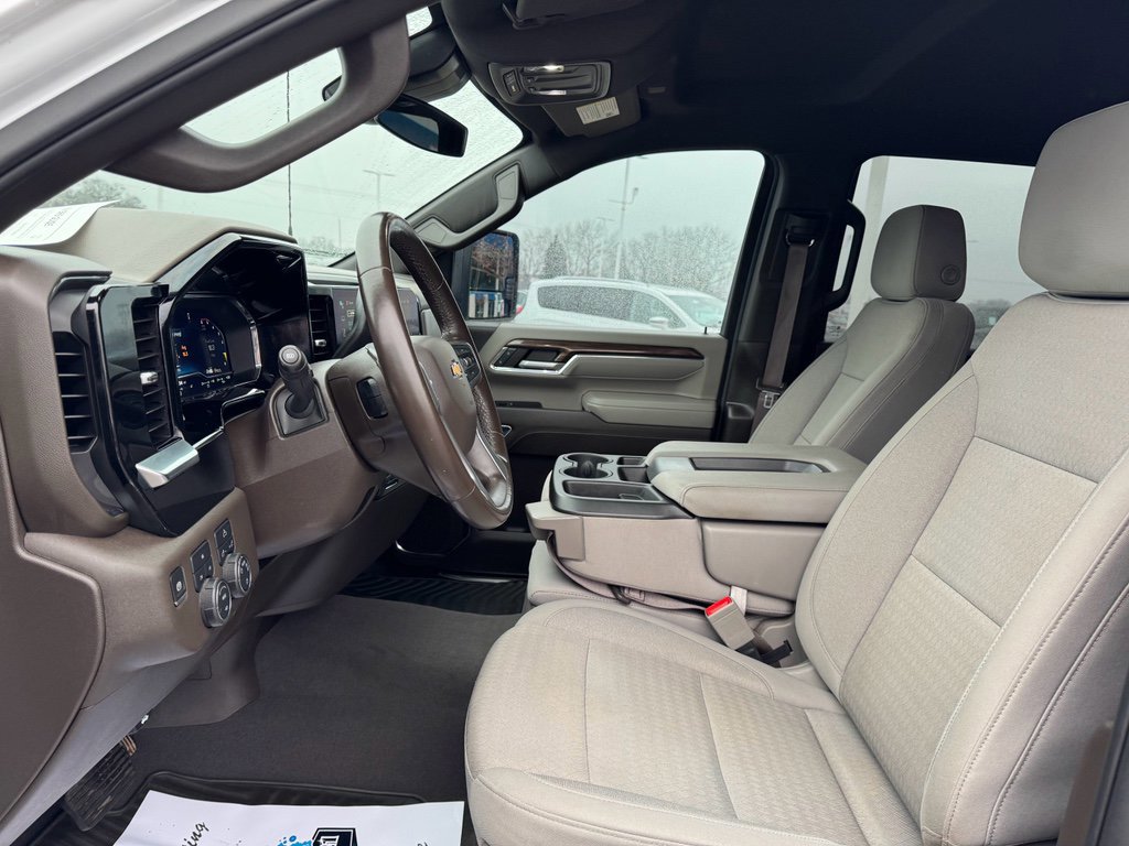 Used 2024 Chevrolet Silverado 2500 LT image 26