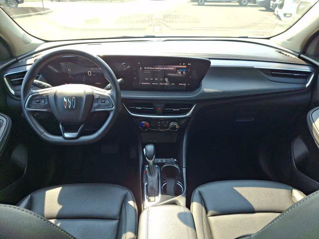 Used 2024 Buick Encore GX Sport Touring FWD image 10
