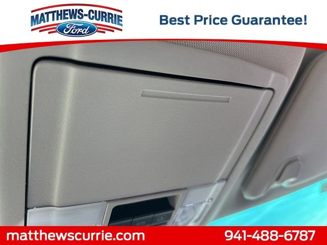 Certified 2017 Ford Explorer Platinum image 25