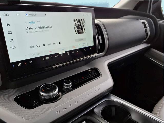 Certified 2025 Ford Expedition Max Active AWD/4WD image 36