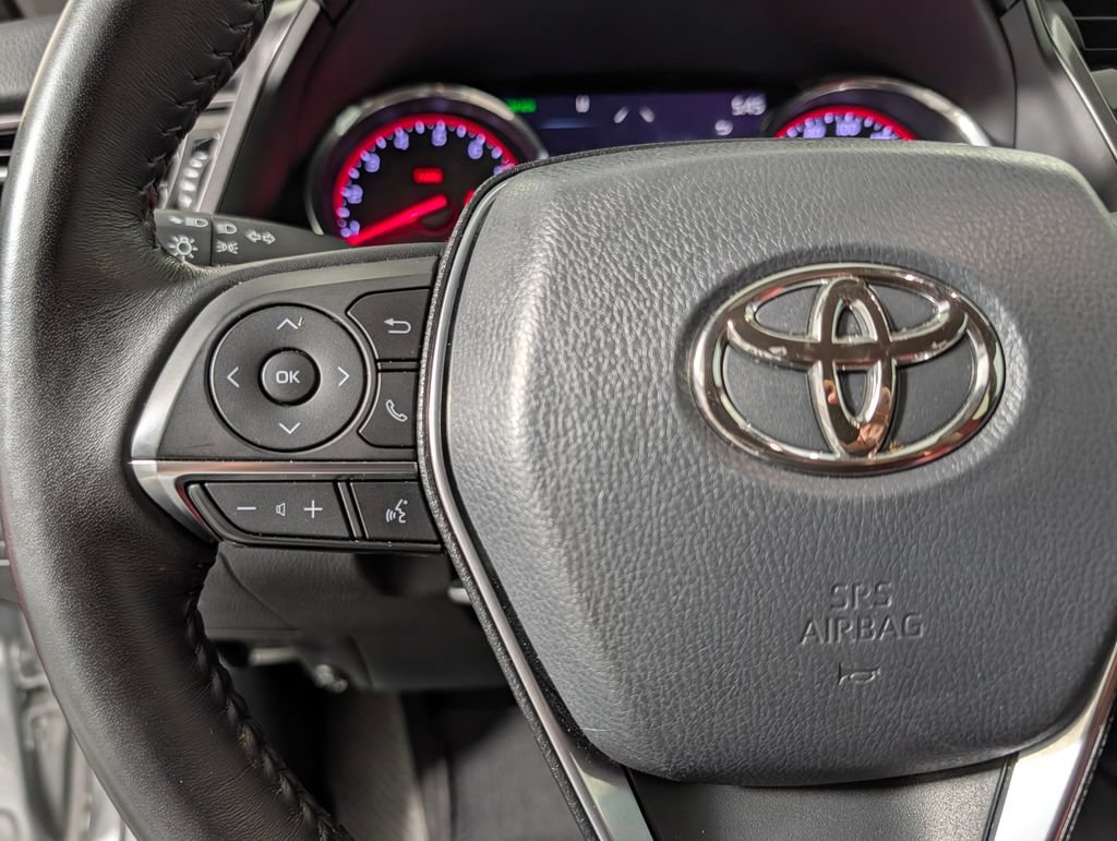 Used 2020 Toyota Camry XSE w/ Navigation Package FWD image 15