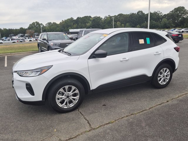 Certified 2026 Ford Escape Active w/ Cold Weather Package AWD/4WD image 8