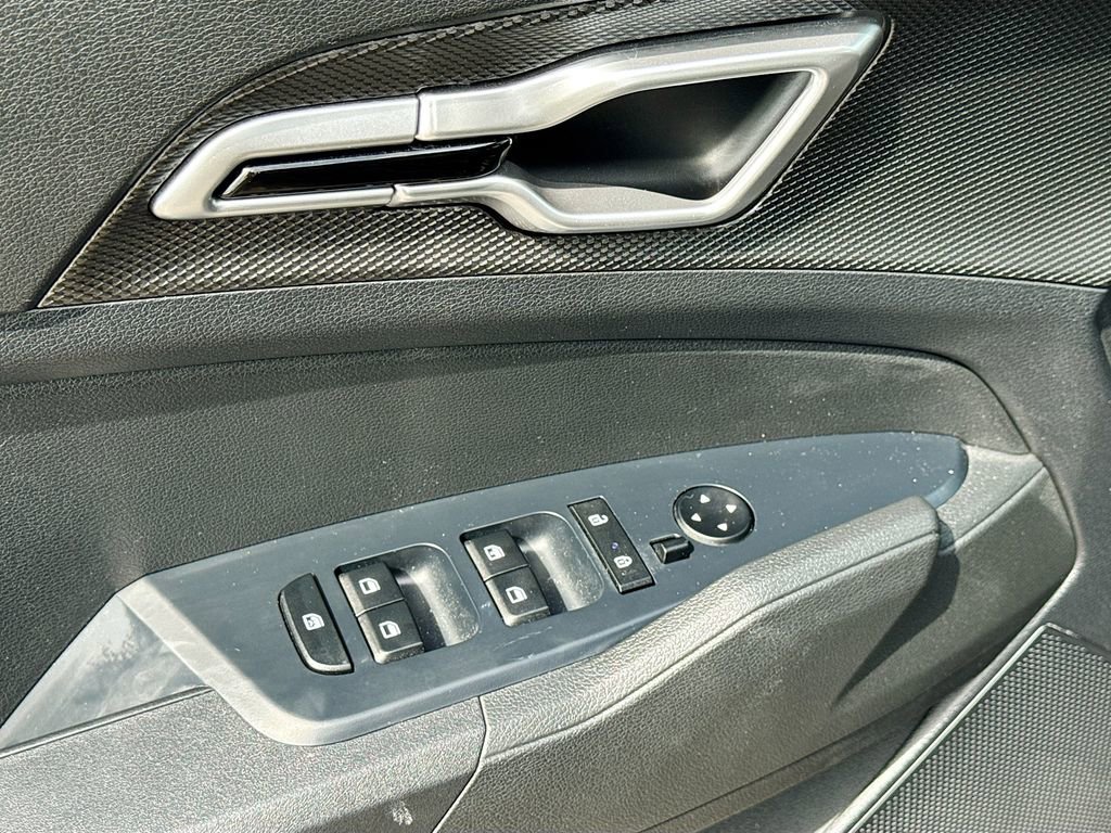 Used 2025 Kia Sportage LX FWD image 17