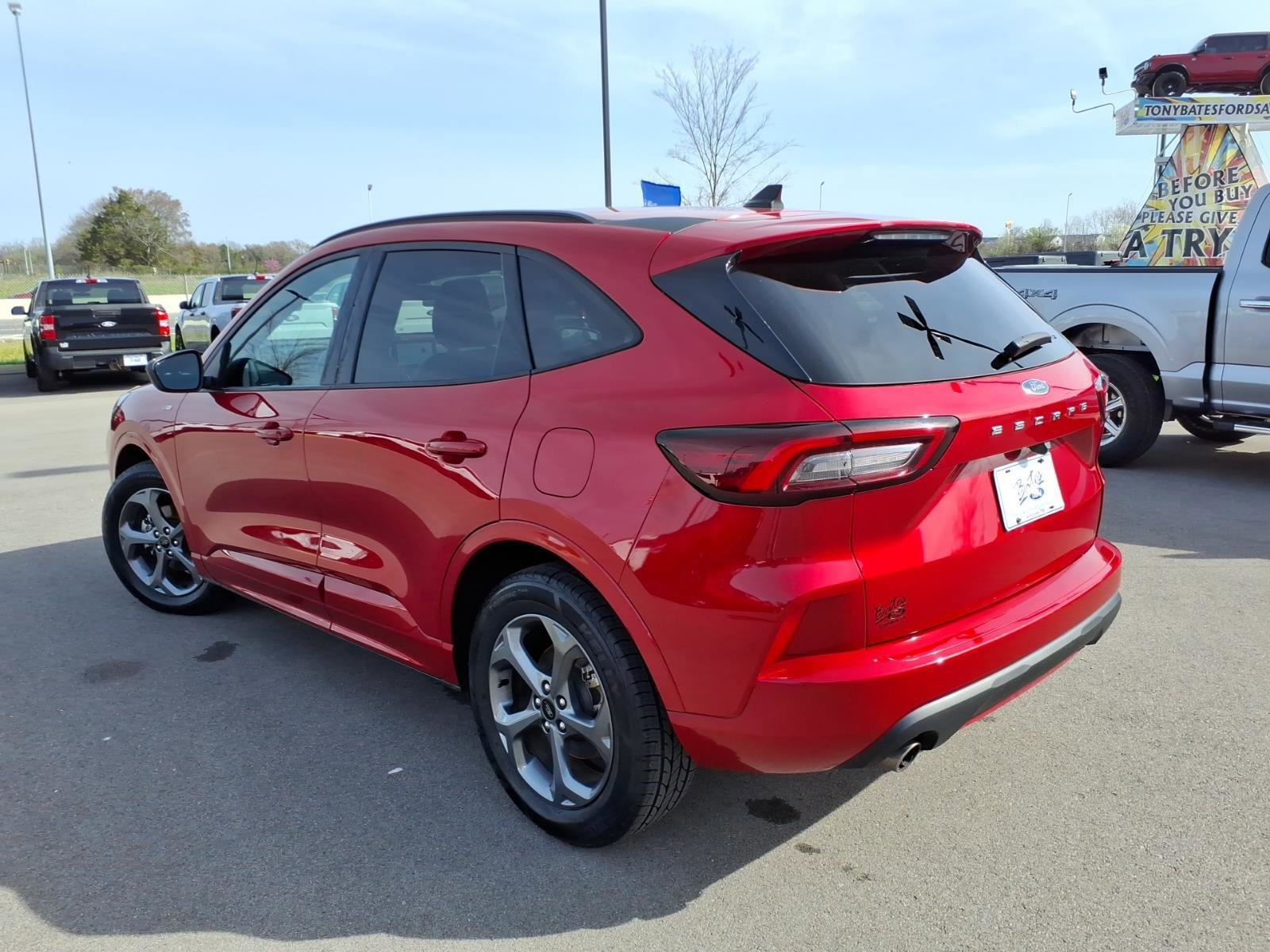 Certified 2024 Ford Escape ST-Line w/ Cold Weather Package image 3