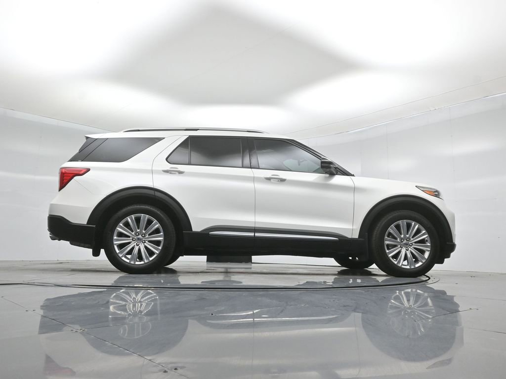 Certified 2020 Ford Explorer Limited w/ Hybrid Equipment Group 310A RWD image 49