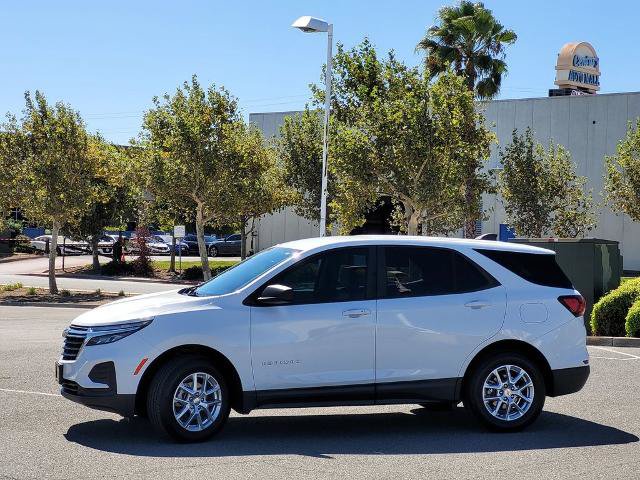 Used 2022 Chevrolet Equinox LS w/ LS Convenience Package AWD/4WD image 7