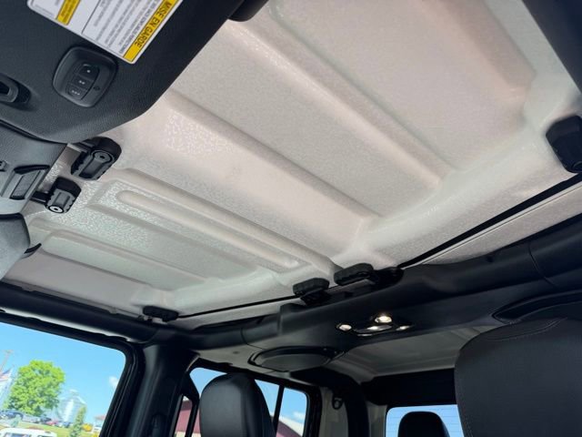 Used 2020 Jeep Gladiator Rubicon AWD/4WD image 13