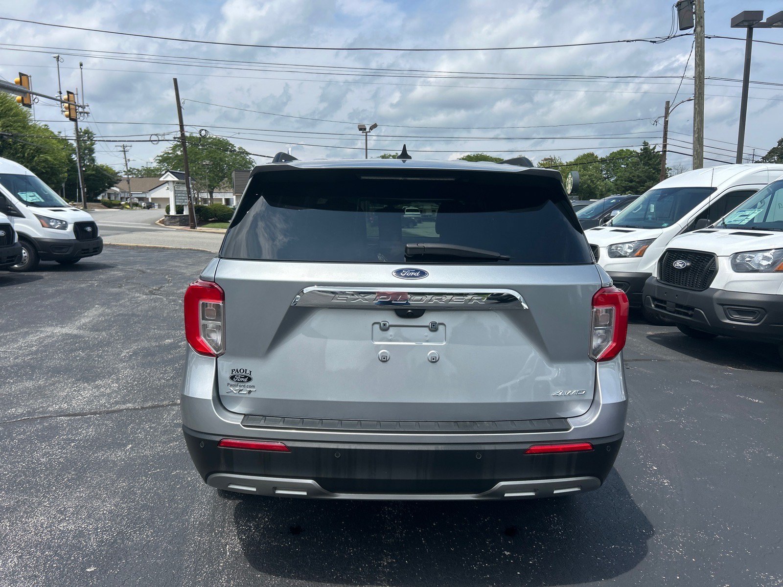 Certified 2023 Ford Explorer XLT w/ Equipment Group 202A AWD/4WD image 14