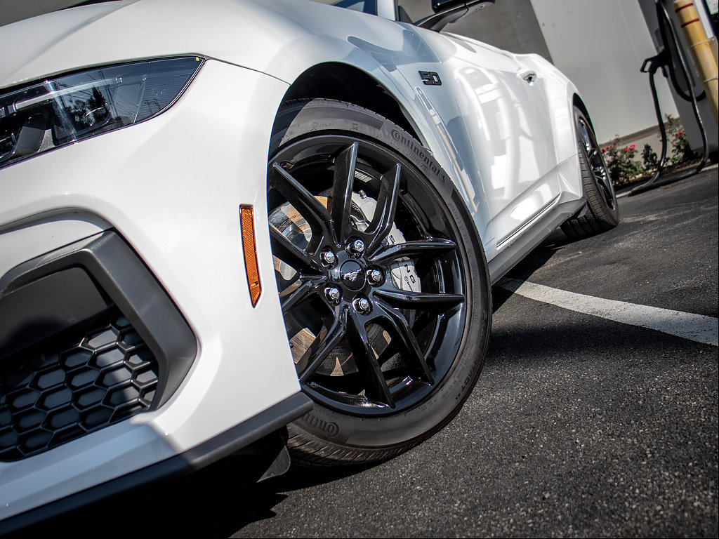 Certified 2025 Ford Mustang GT Premium RWD image 3