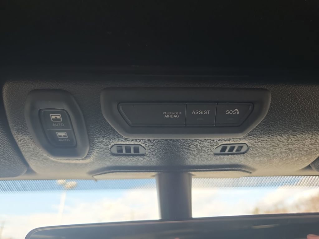 Used 2021 Jeep Wrangler Unlimited Sahara AWD/4WD image 30
