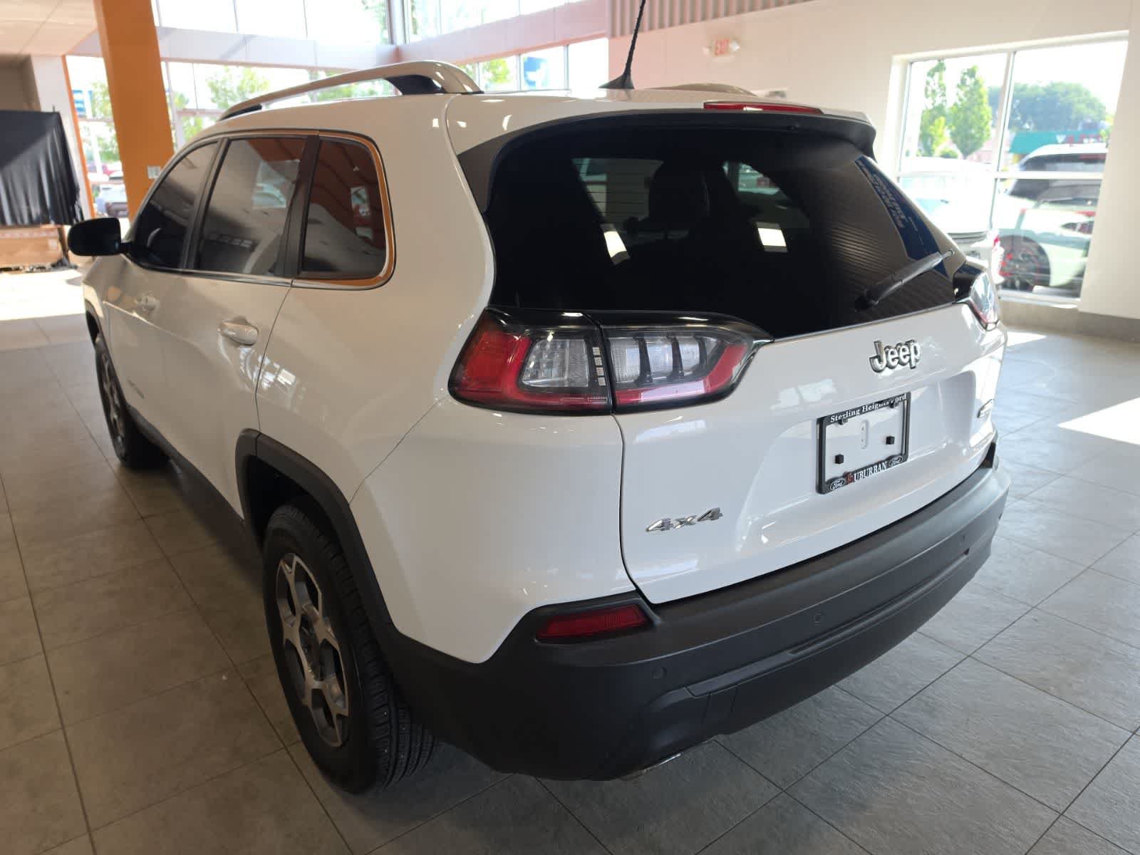Used 2021 Jeep Cherokee Latitude Lux AWD/4WD image 11