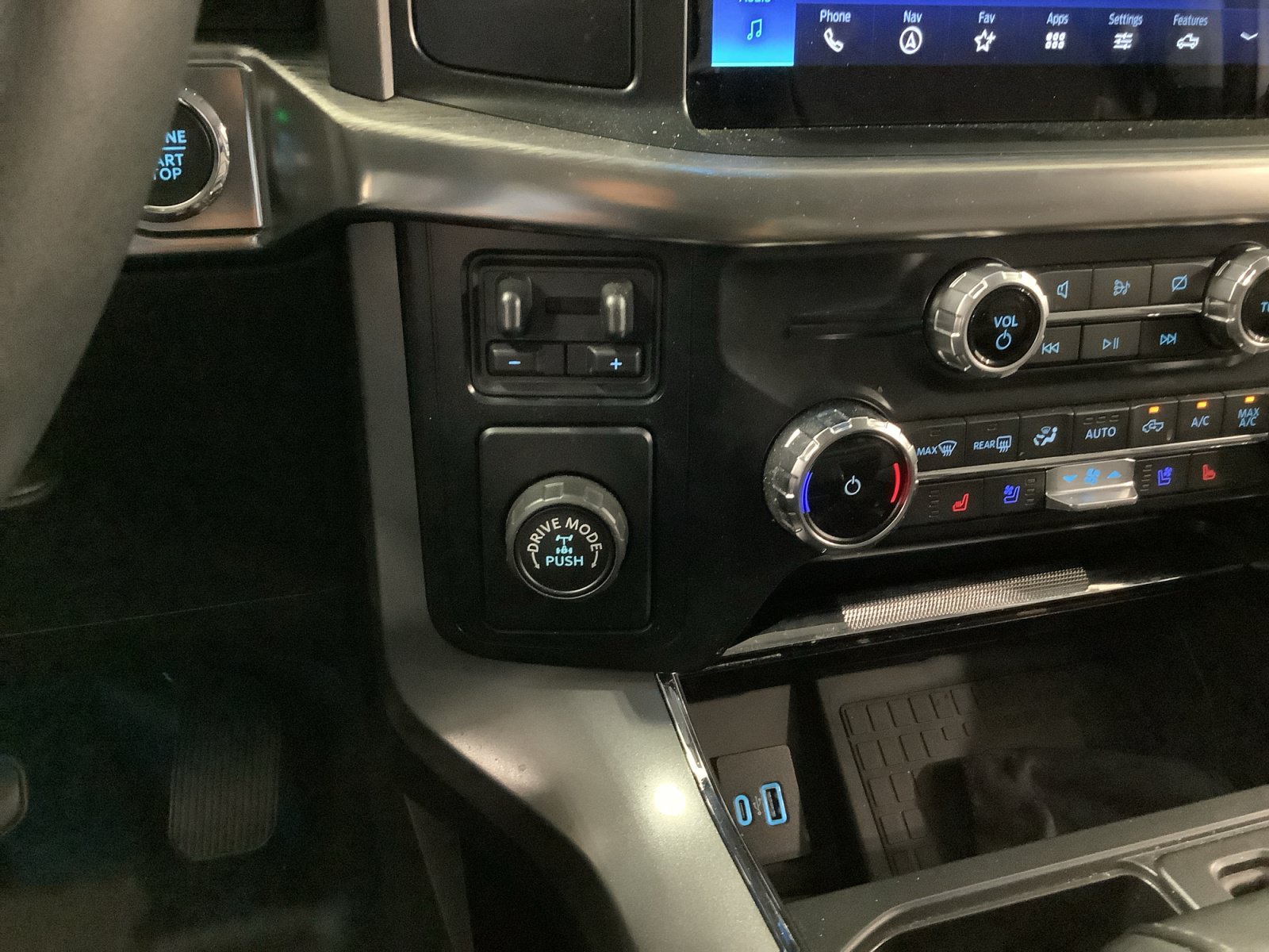 Certified 2022 Ford F150 Lariat RWD image 20