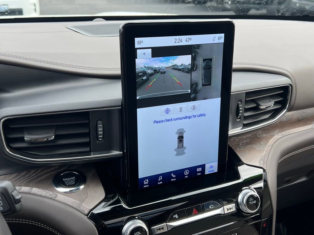 Certified 2022 Ford Explorer Platinum w/ Equipment Group 601A image 25