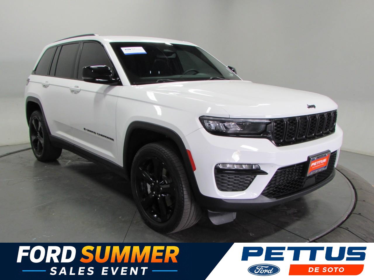 Used 2024 Jeep Grand Cherokee Limited w/ Black Appearance Package