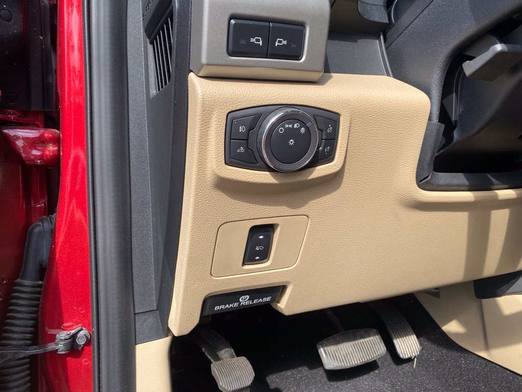 Certified 2019 Ford F250 Lariat w/ Lariat Value Package AWD/4WD image 19