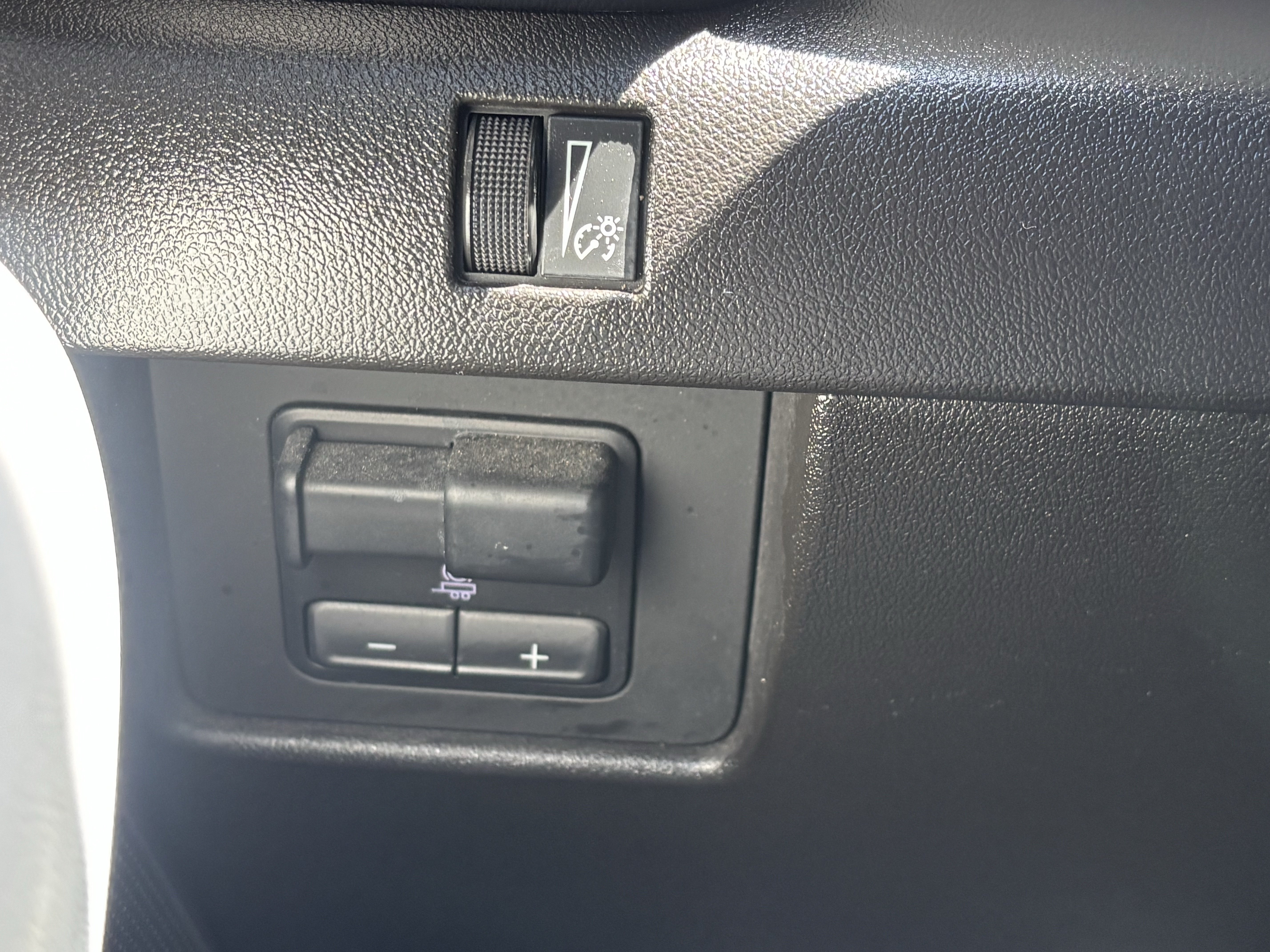 Used 2023 GMC Canyon AT4X AWD/4WD image 37
