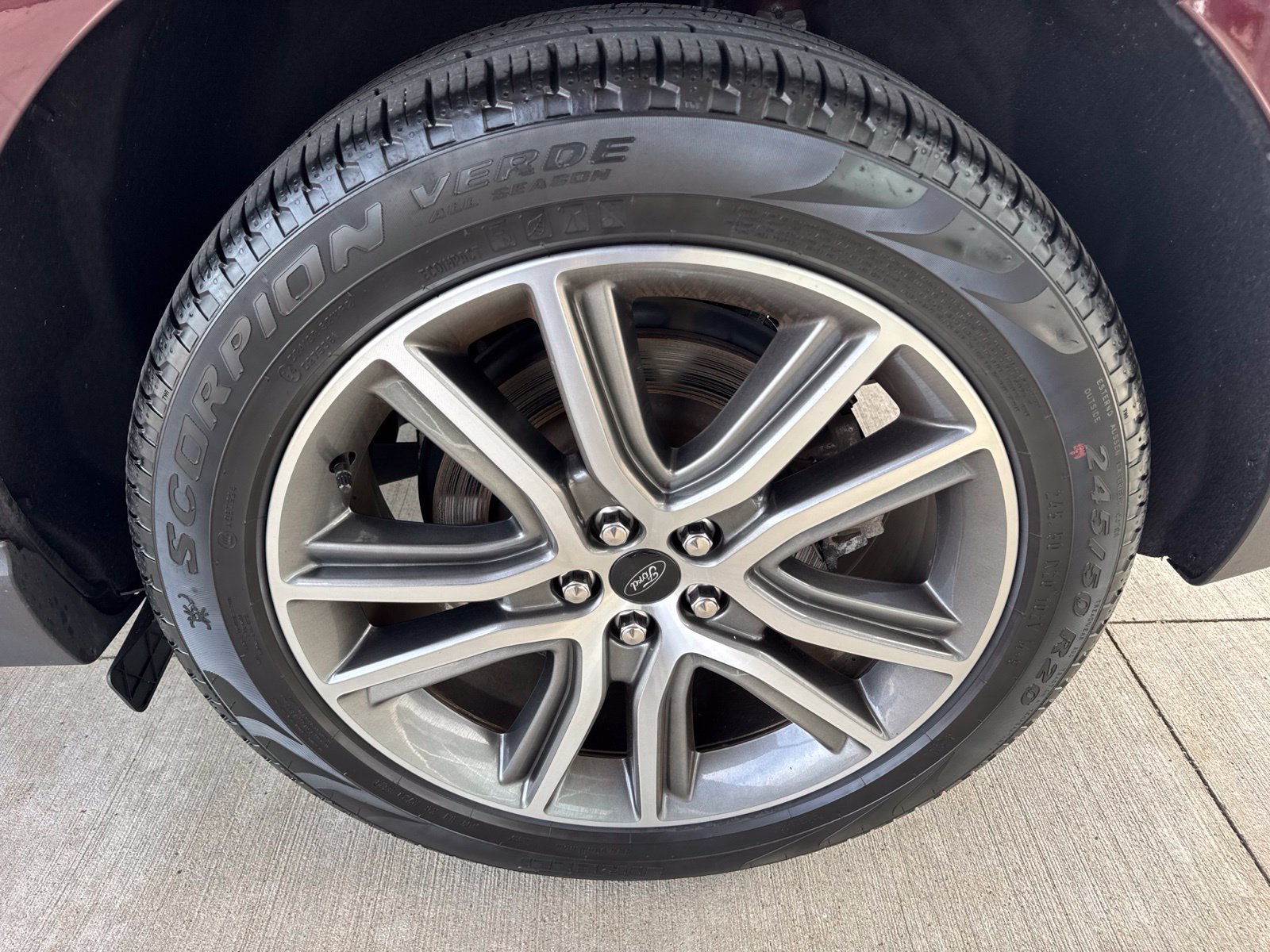 Certified 2024 Ford Edge Titanium w/ Equipment Group 301A AWD/4WD image 19
