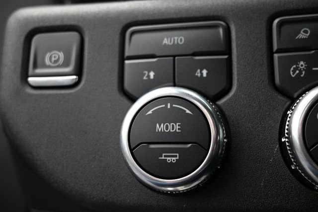 Used 2024 GMC Sierra 1500 SLT AWD/4WD image 25