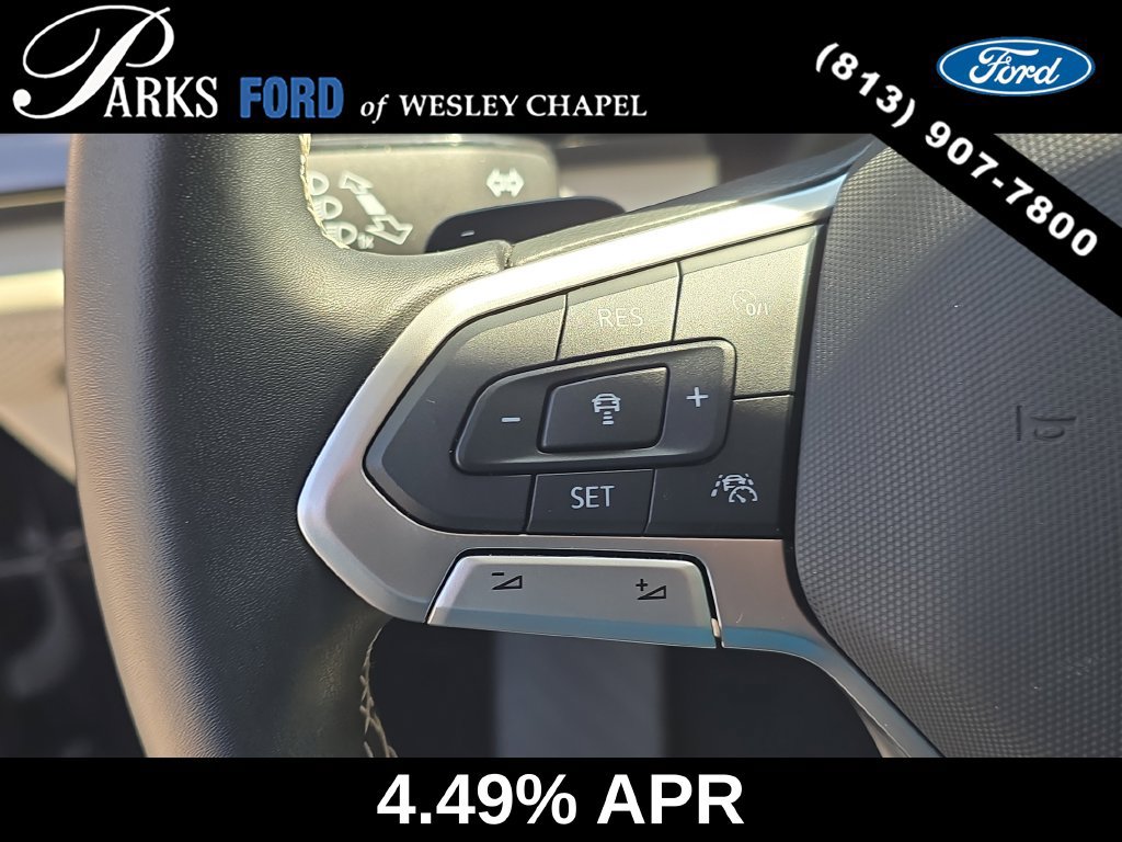 Used 2025 Volkswagen Atlas SE FWD image 30