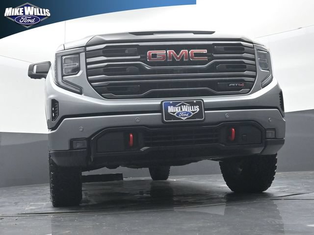Used 2025 GMC Sierra 1500 AT4 w/ AT4 Premium Package AWD/4WD image 18