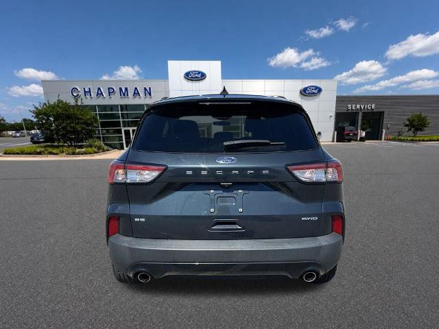 Certified 2022 Ford Escape SE w/ SE Sport Appearance Package AWD/4WD image 4