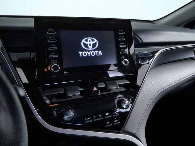 Used 2021 Toyota Camry LE FWD image 20