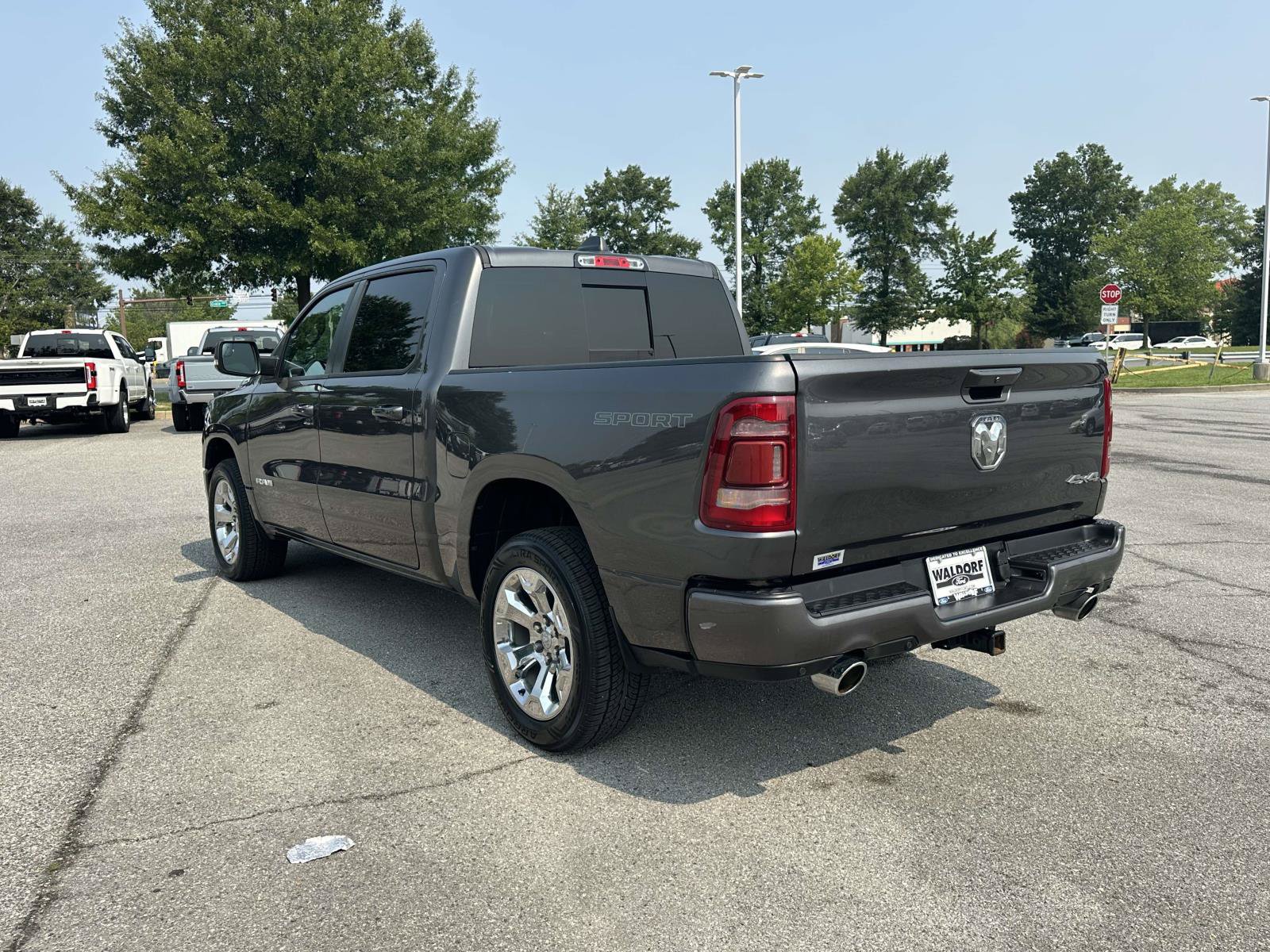 Used 2022 RAM 1500 Big Horn AWD/4WD image 4