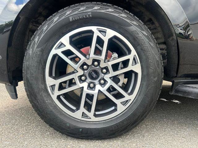 Certified 2025 Ford Expedition Active AWD/4WD image 31